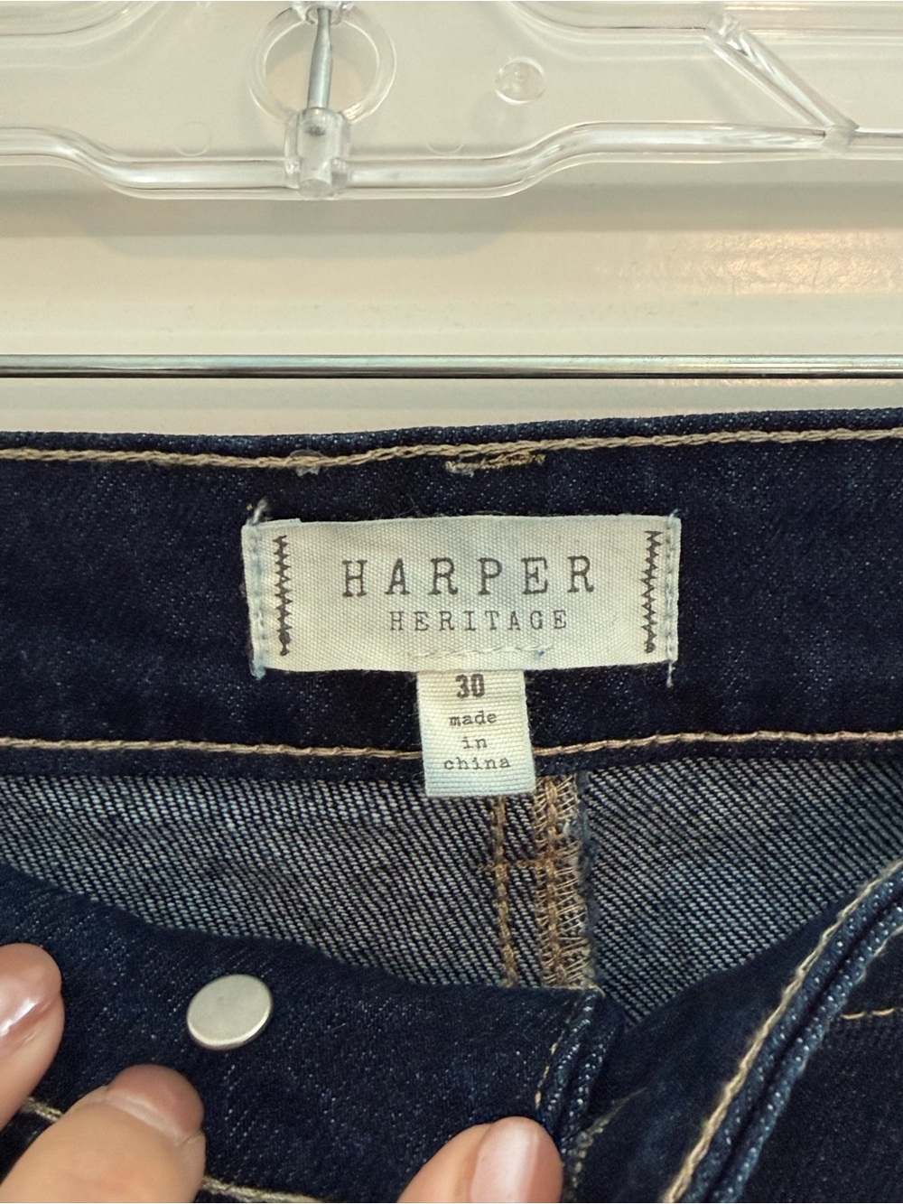 Women's Dark Wash Wide Leg Jeans - Picture 3 of 4